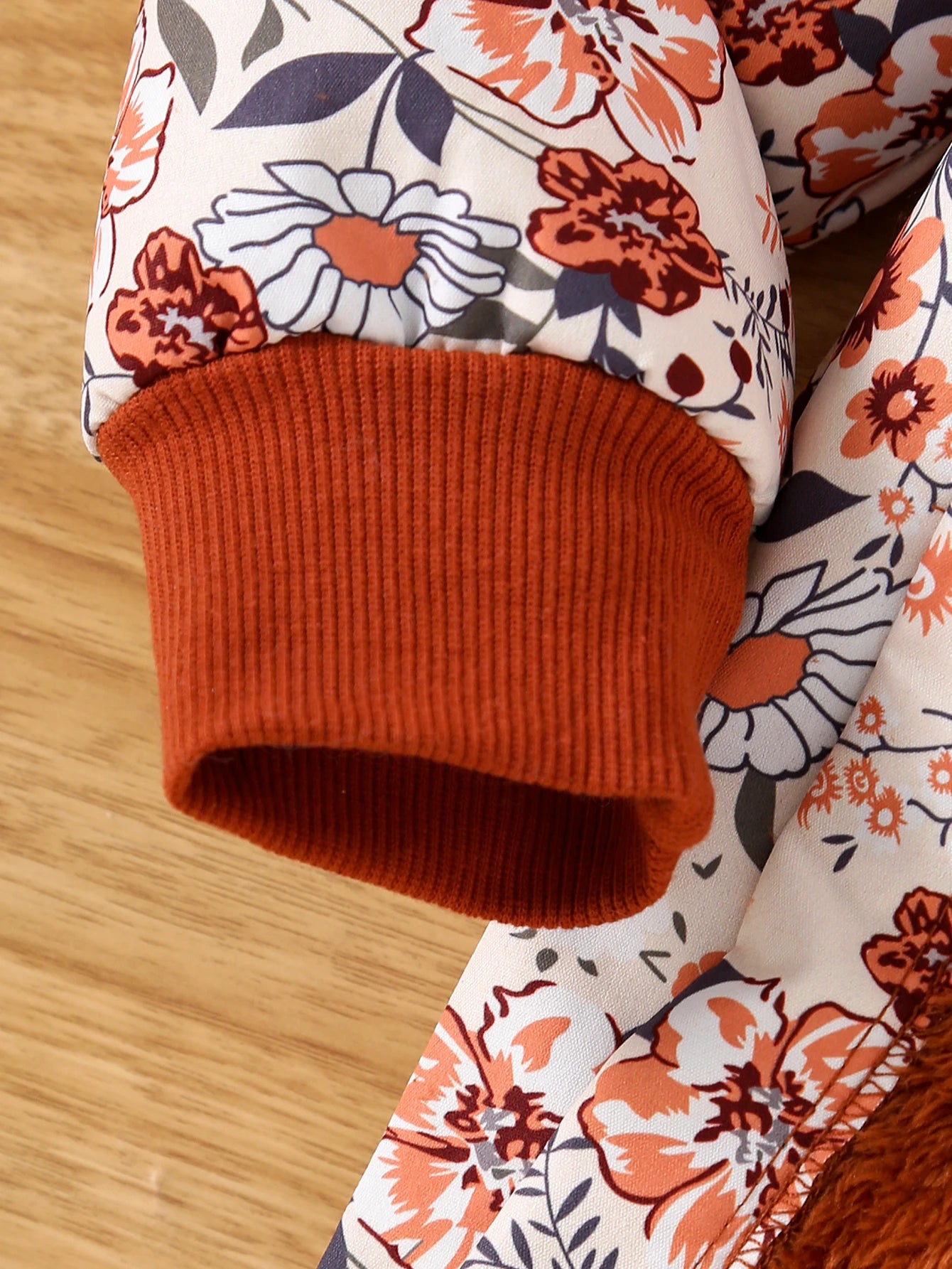 Floral Print Fleece-Lined Hooded Jacket