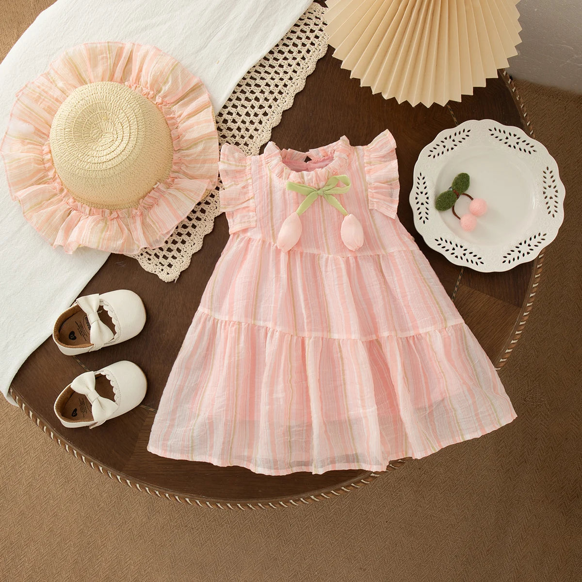 Cute Tulip Fly Sleeve Girl Beach Dress & Hat
