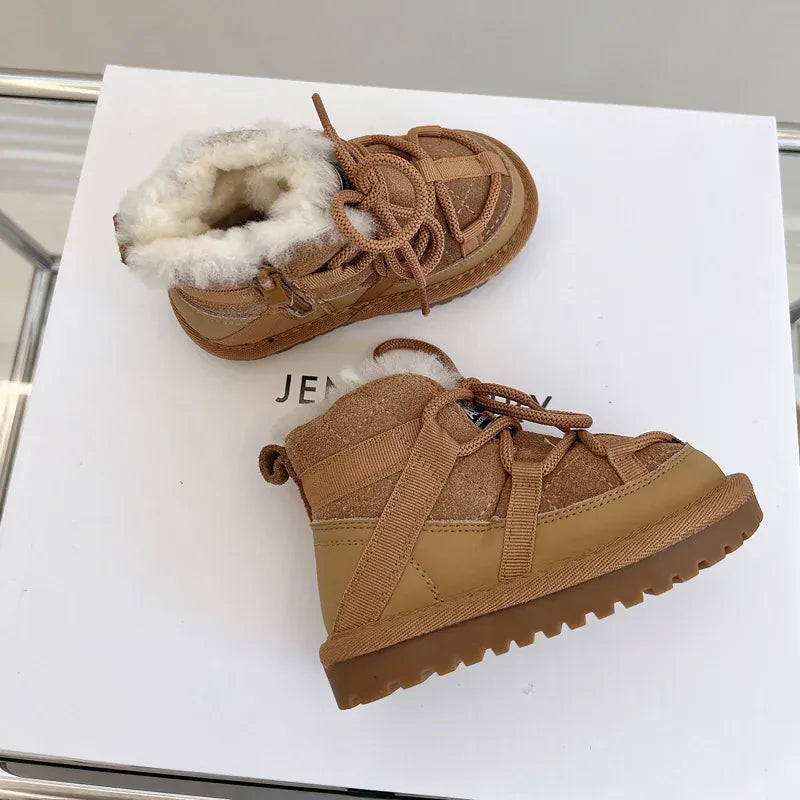 Classic Lace-Up Casual Sneaker