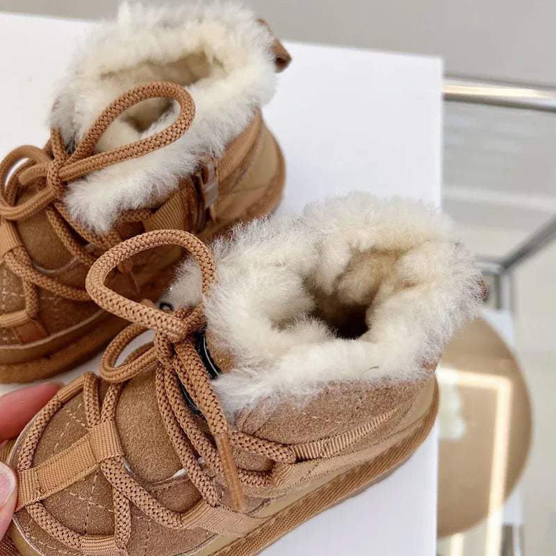 Classic Lace-Up Casual Sneaker