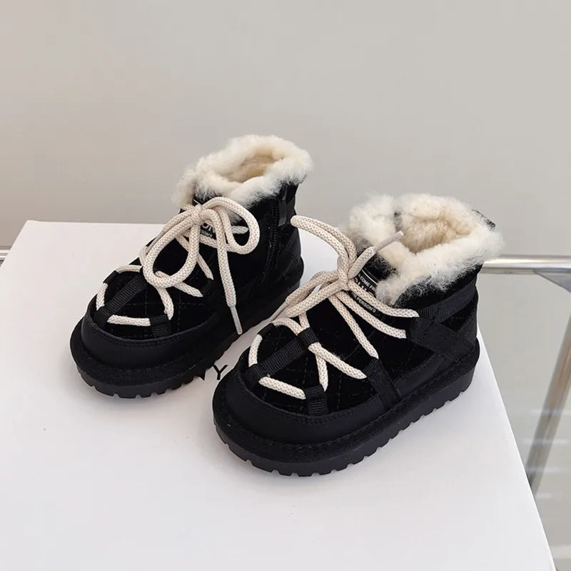 black / 18 Classic Lace-Up Casual Sneaker