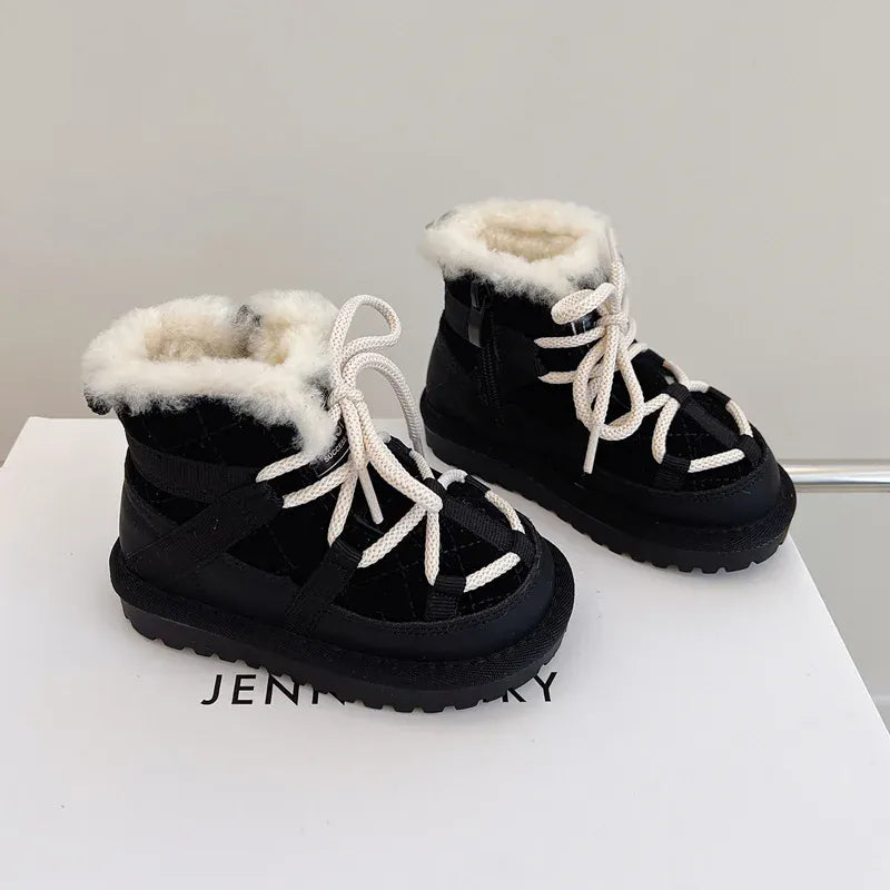 Classic Lace-Up Casual Sneaker