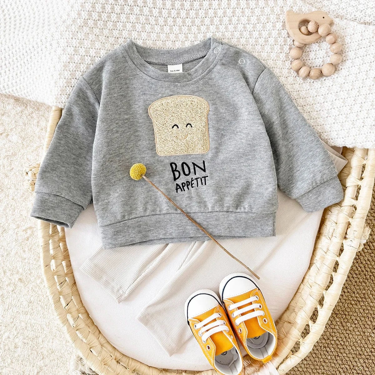 Cute Bread Print Sweatshirt and Pants Set