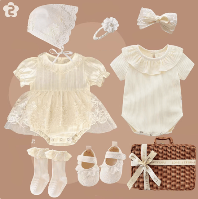 D / 0-3M Miss Jasmine Baby Girl Gift Set
