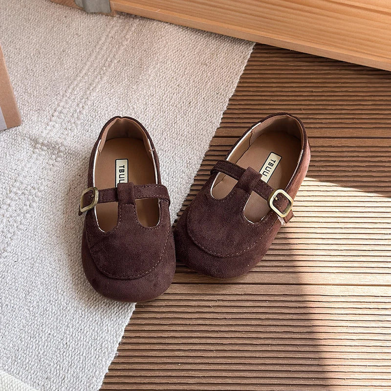 Brown / 21 The Little Classic T-Strap Flats