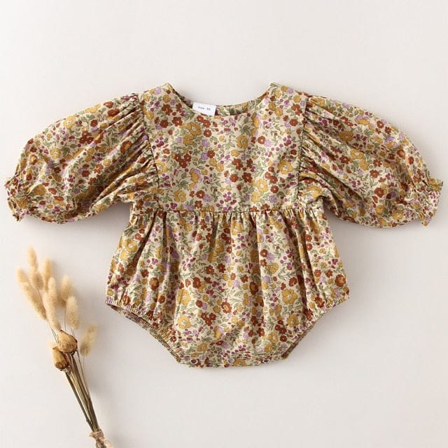 4 / 6-12M 70 Girls Rompers