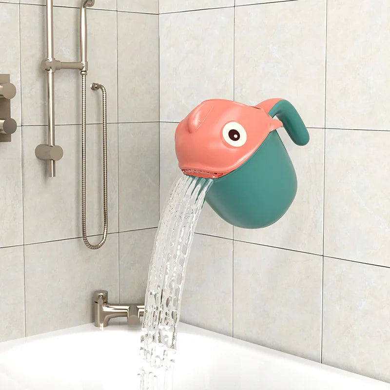Finley the Fish Bath Rinse Cup