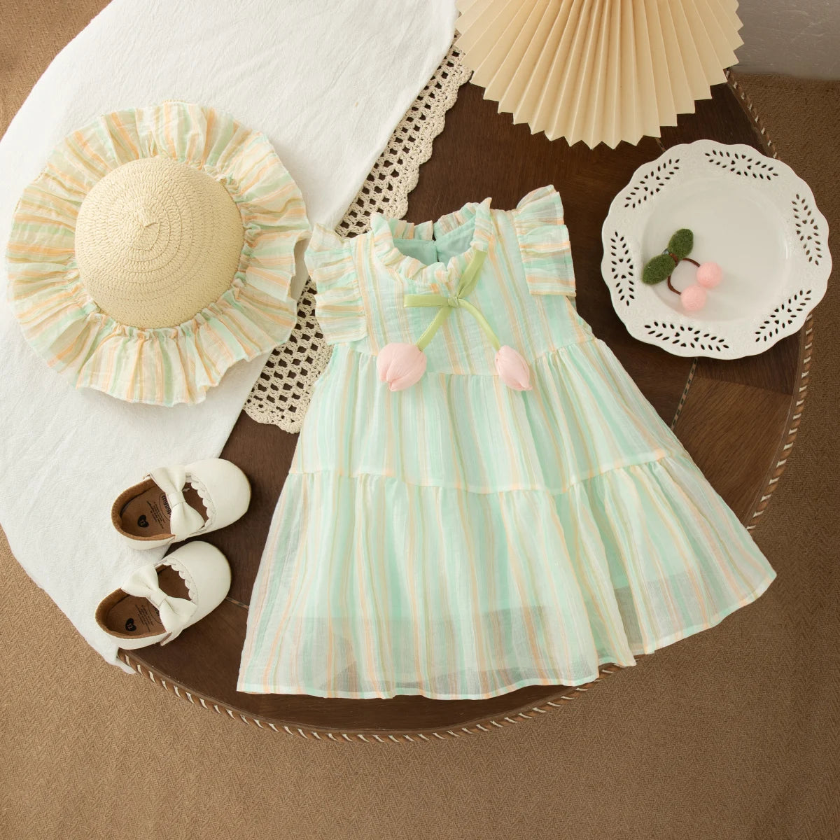 Cute Tulip Fly Sleeve Girl Beach Dress & Hat