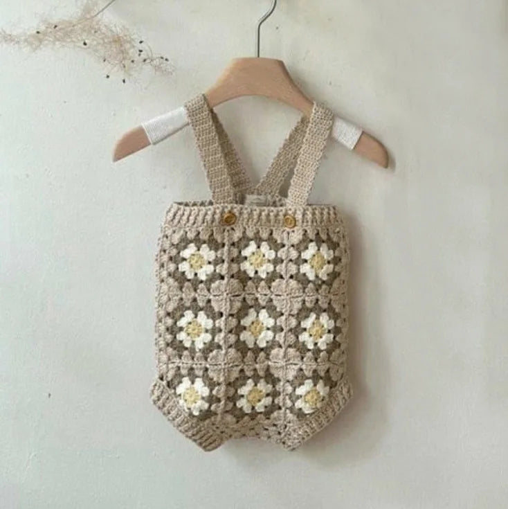 Baby Girl Crochet Knit Sleeveless Bodysuit & Hat Photography Prop
