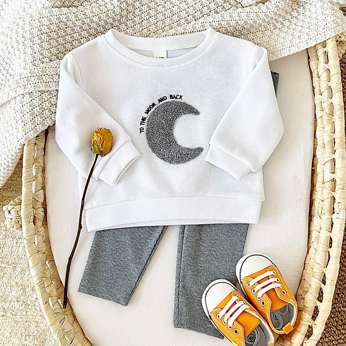 2Ps Long Sleeve Sweatshirt and Pant Set