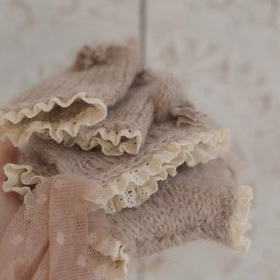 Newborn Photography Prop Set - Knitted Romper, Bonnet & Socks in Vintage Lace Ribbon