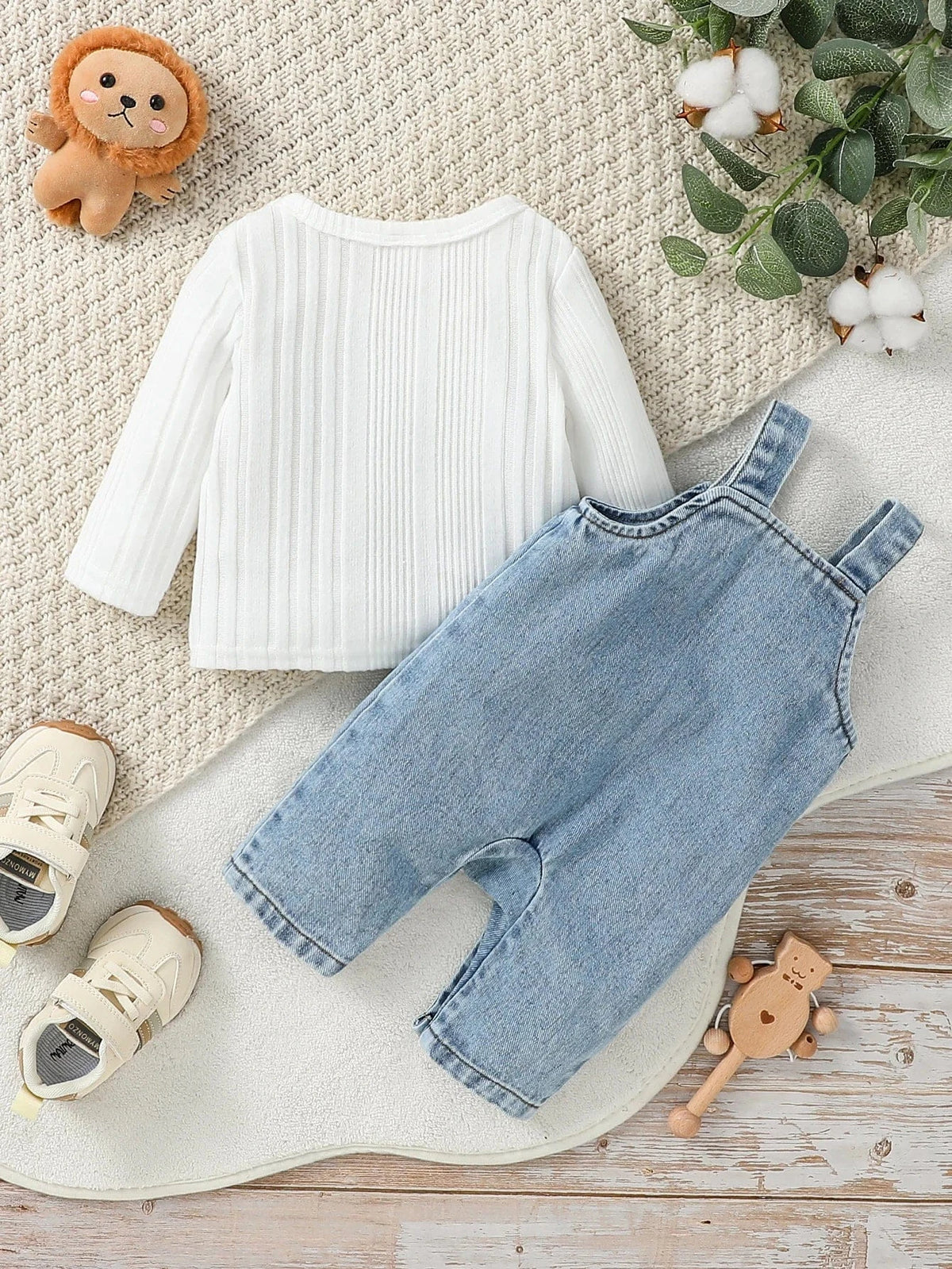 2-Piece Long Sleeve Baby Outfit Set