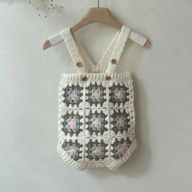 Baby Girl Crochet Knit Sleeveless Bodysuit & Hat Photography Prop
