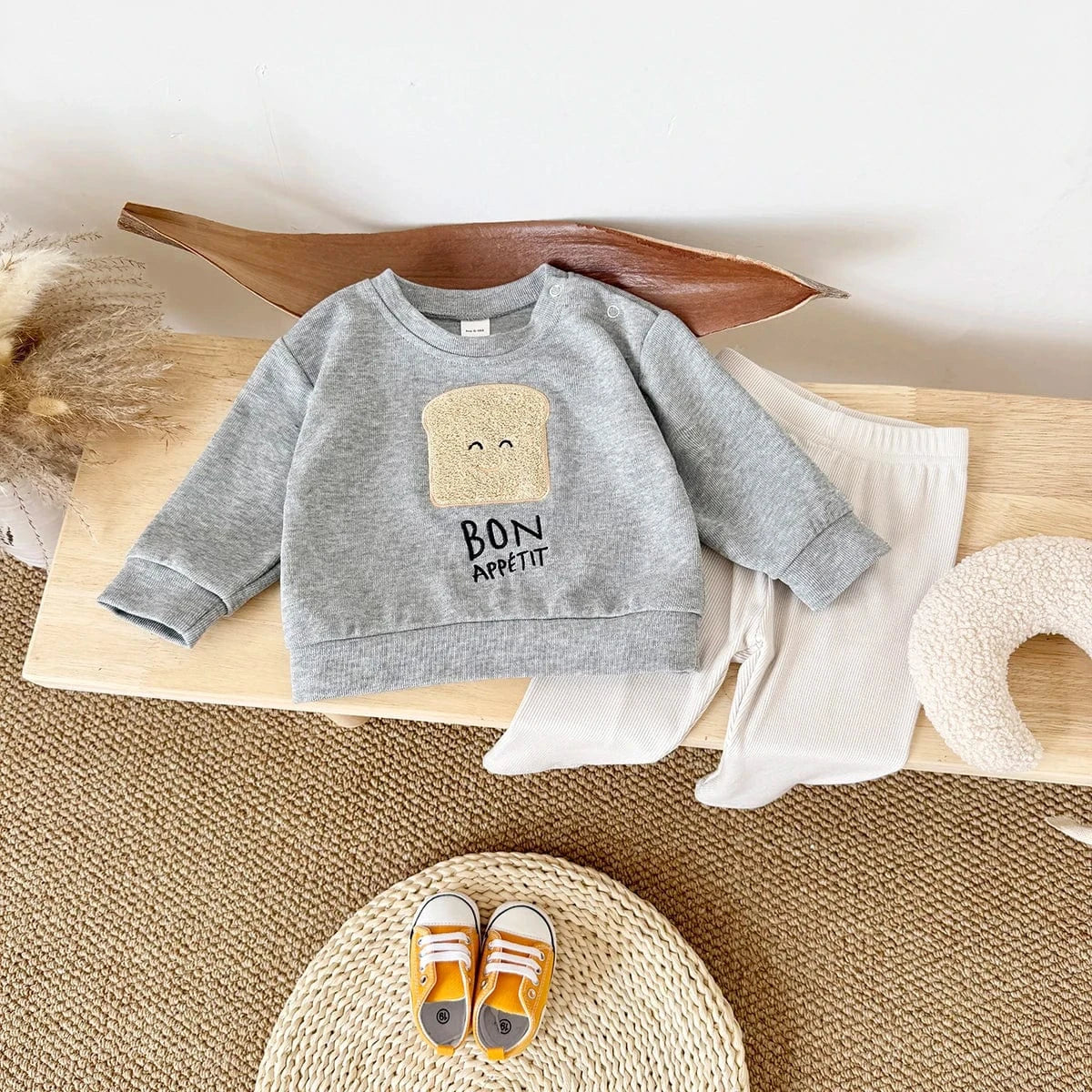 Cute Bread Print Sweatshirt and Pants Set