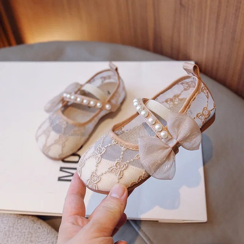 Elegant Lace Flats