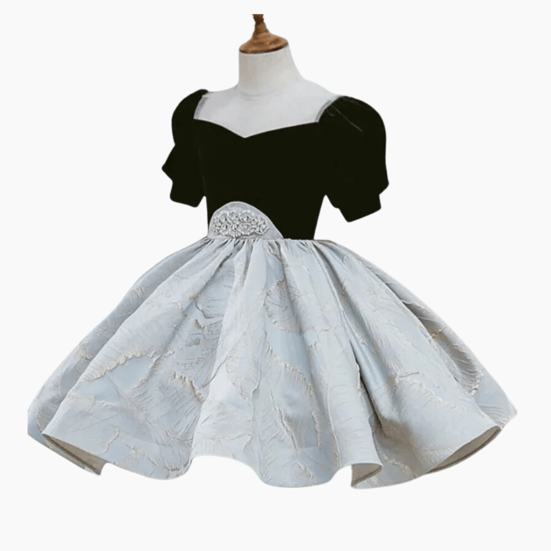Elegant Vintage Princess Ball Gown for Girls - Momorii Elegant Vintage Princess Ball Gown for Girls - Momorii