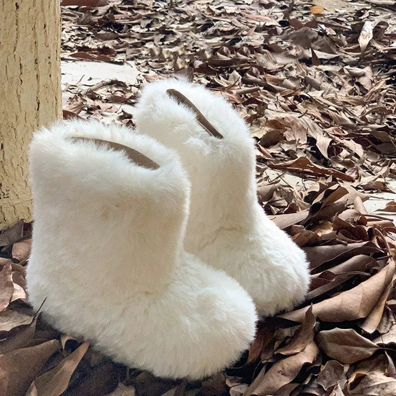 Girls clearance fluffy boots