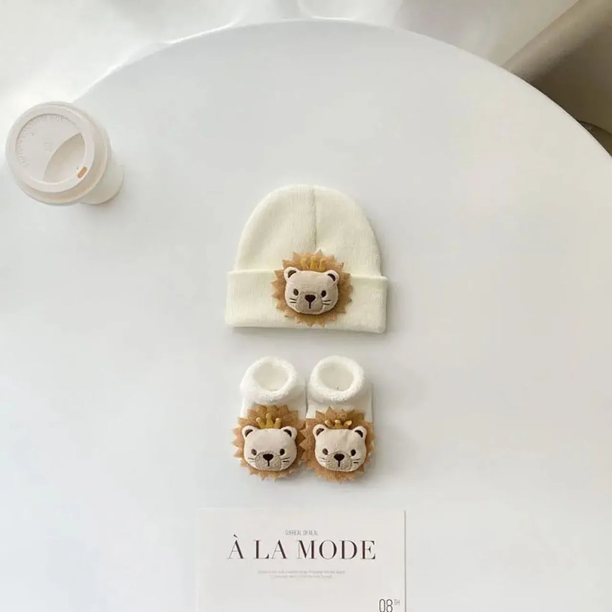 Beige Bear Set / 0-12M Knitted Beanie &amp; Sock Set for Newborns