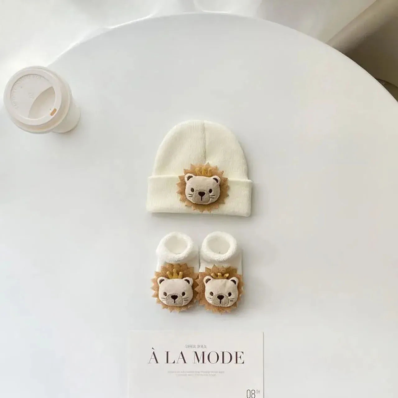 Beige Bear Set / 0-12M Knitted Beanie & Sock Set for Newborns