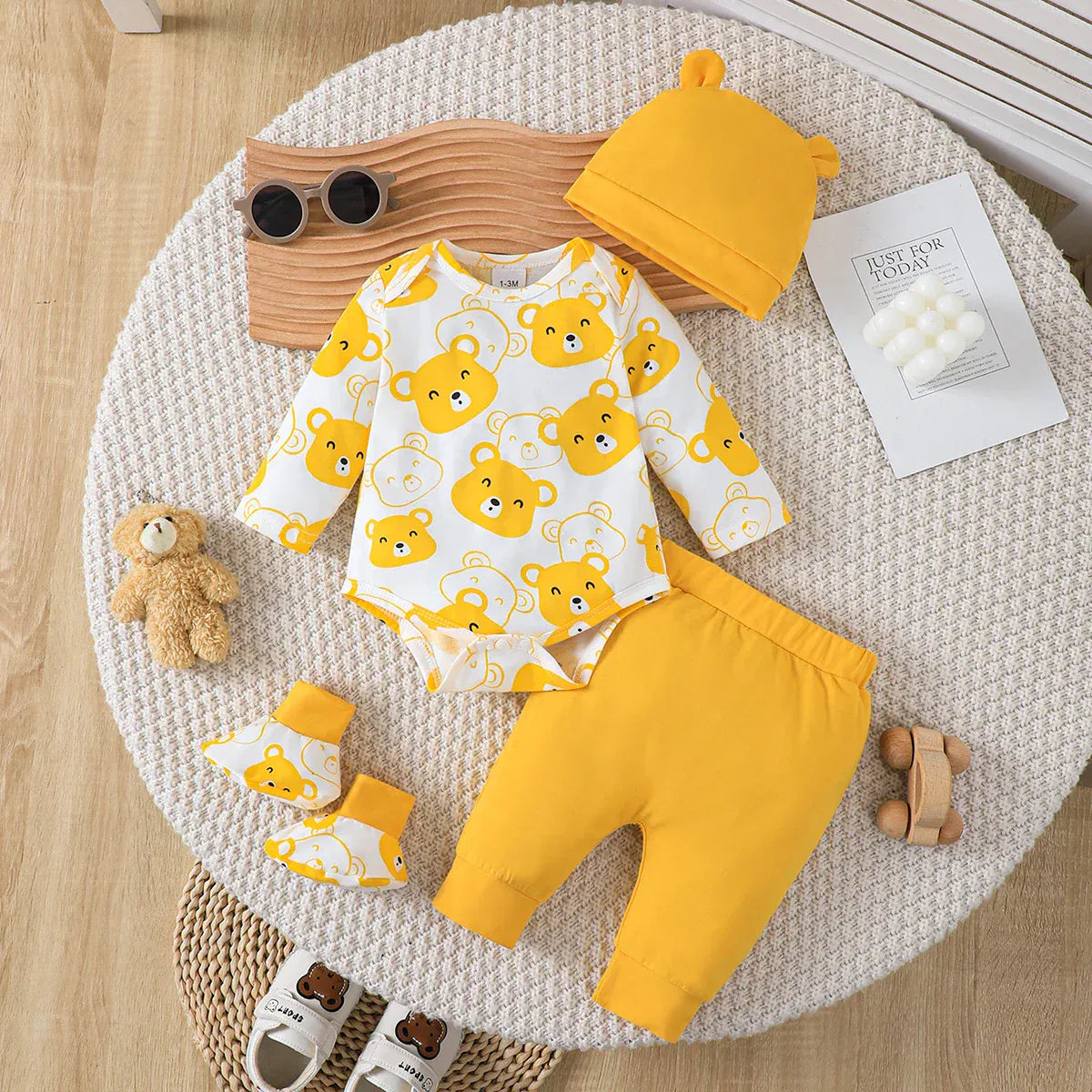 Yellow Lion Set / 0-1M Long Sleeve Bear Baby Bodysuit Set