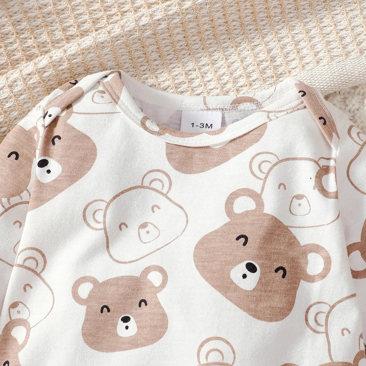 Long Sleeve Bear Baby Bodysuit Set
