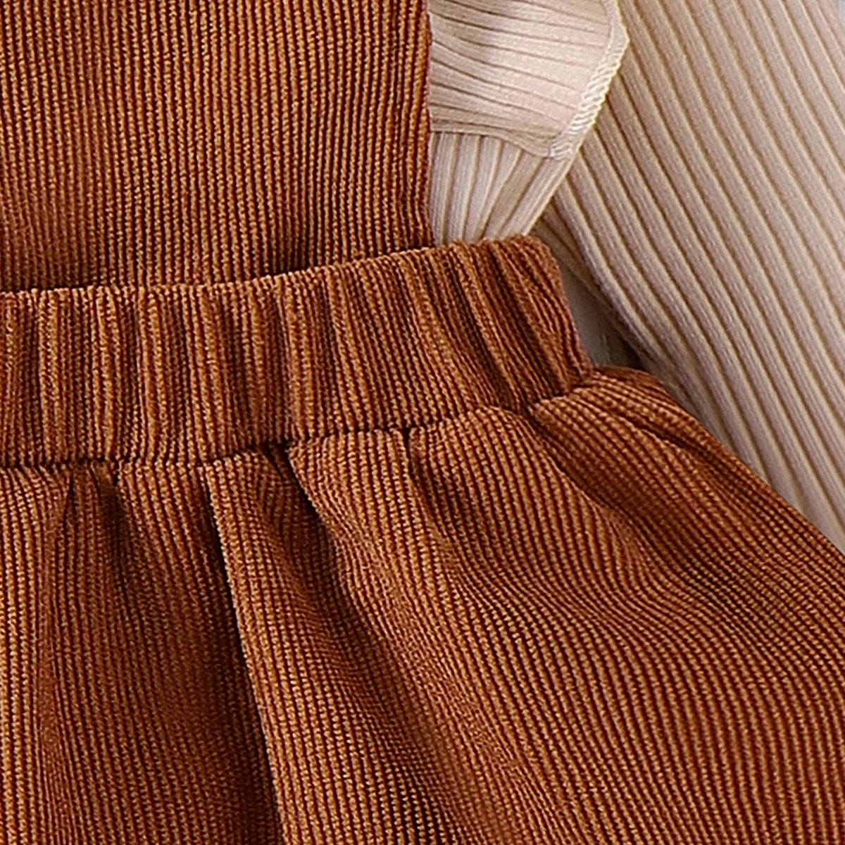 Long-Sleeved Suit + Coffee Strap Skirt