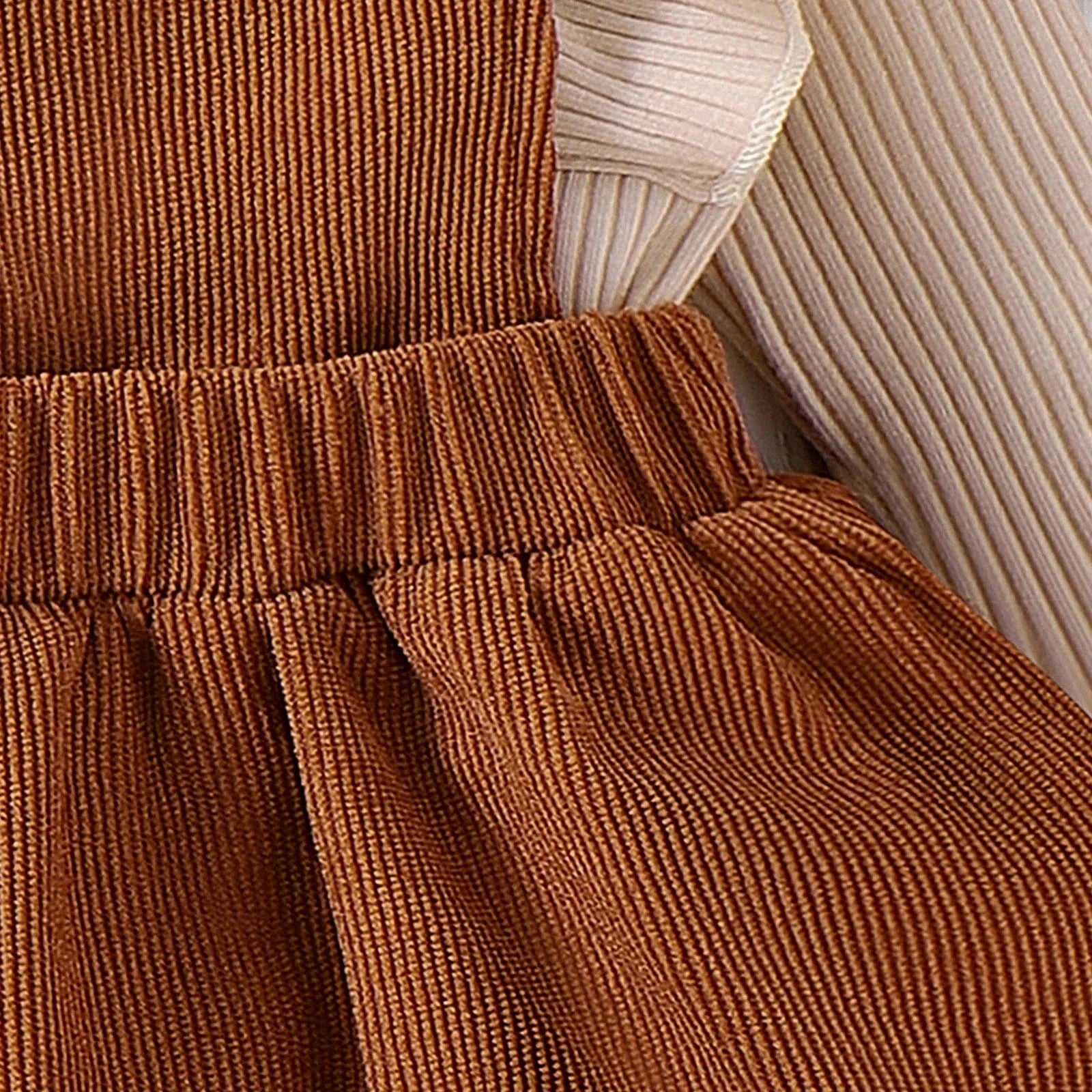 Long-Sleeved Suit + Coffee Strap Skirt