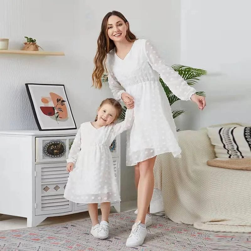 Mommy and daughter Long Sleeve Chiffon Dress, White / Mother XL