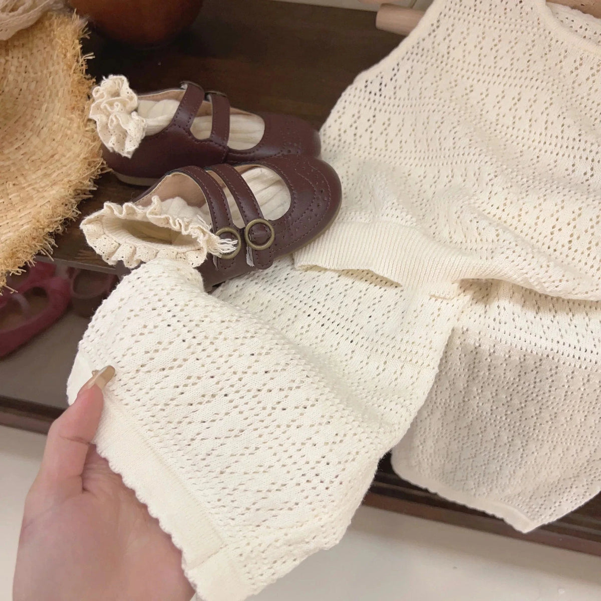 Girl's Clothing Sleeveless Hollow Vest & Wide-Leg Pants