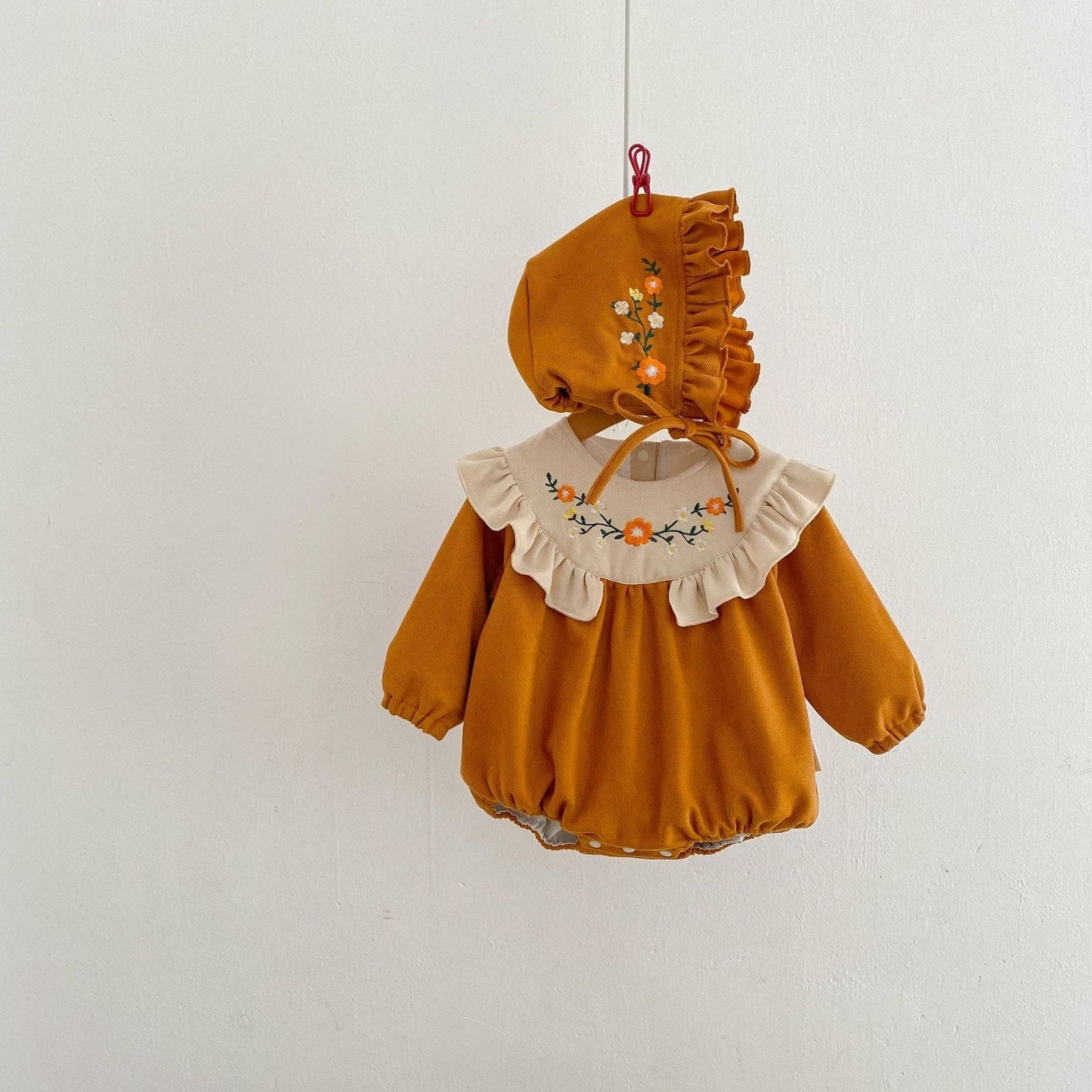 clothes and hats / 100cm The Baby Triangle Romper