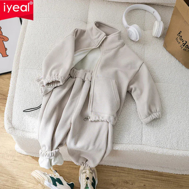 Unisex Ultra-Soft Fleece Sweatsuit Set