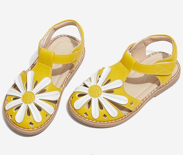 Baby hot sale yellow sandals