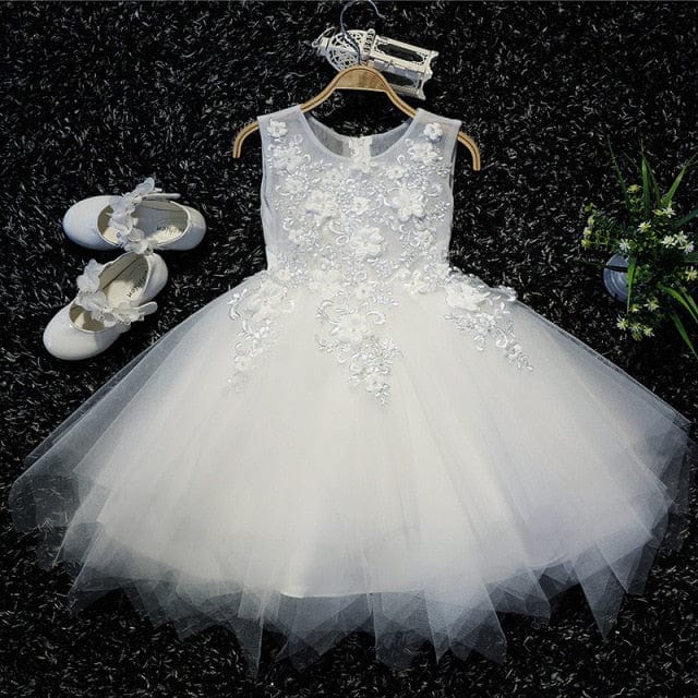 white / 6 Elegant Lace White Tulle Flower