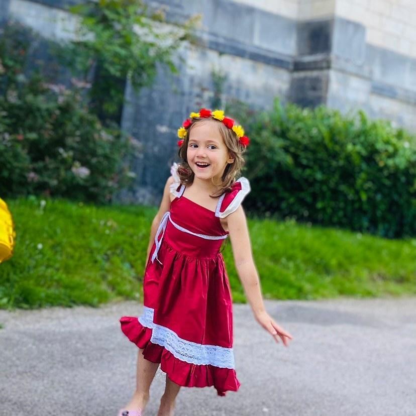 Girl's Clothing Elegant Red Lace Dress