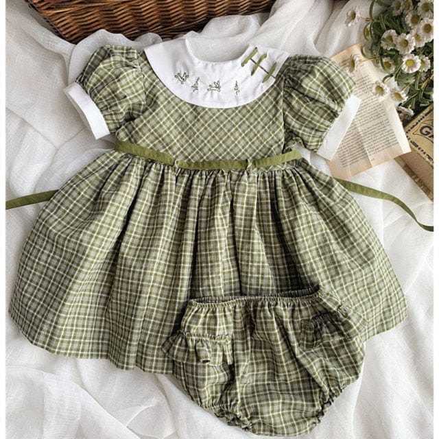 Green dress / 6T Handmade Embroidery Dress