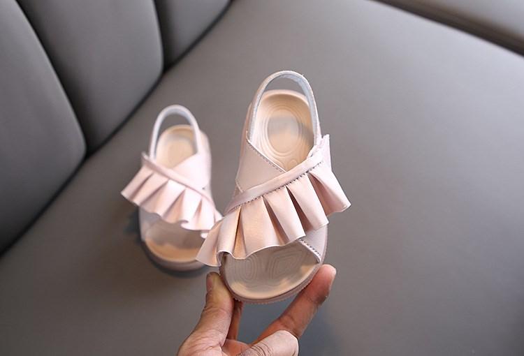 Accessories Sandals Leather Ruffles Sandals