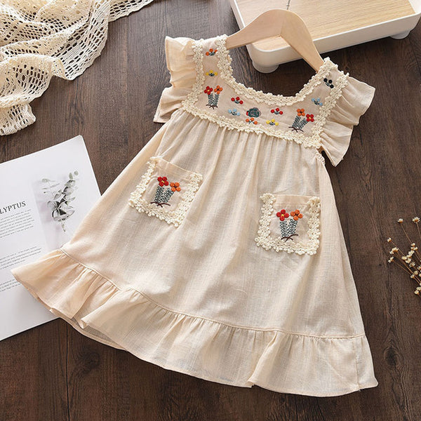 Creamy Floral Embroidered Dress - Momorii